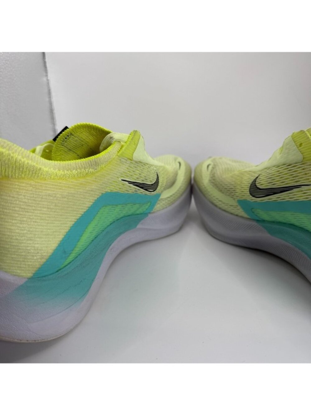 Nike Zoom Fly 4 Barely Volt Dynamic Shoes Women Size 9 Turquoise Running Cushion - Picture 8 of 12